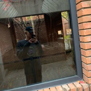 免费女人18毛片视频
